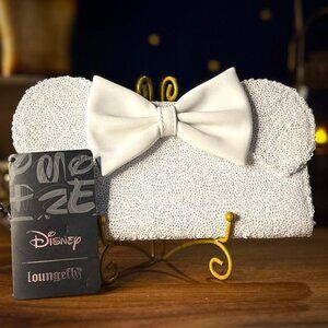 Loungefly Disney White Sequin Minnie Mouse Wallet w/ Ears & Bow NWT Elegant Rare